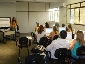 Municípios da SRS-Valadares recebem capacitação no Sistema Alert Manchester