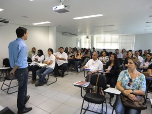 Vigilância sanitária regional realiza curso sobre boas práticas de comercialização de alimentos