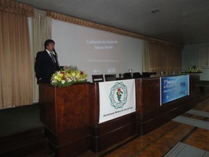 Secretário de saúde participa do 1º Simpósio de Residência médica do HRPJ
