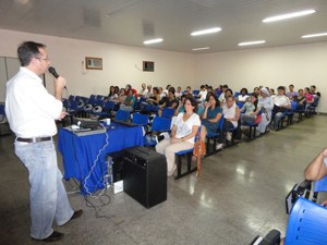 Oficina sobre Saúde do Idoso na SRS Patos de Minas