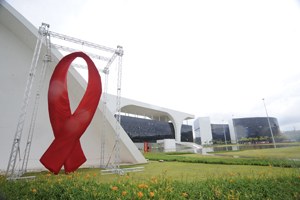 Secretaria de Saúde lança nova campanha de luta contra a AIDS
