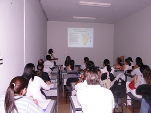 Controle de microorganismos multirresistentes é tema de capacitação em Uberlândia