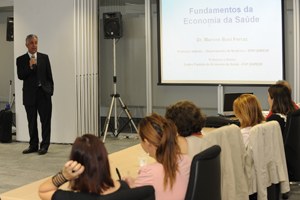 SES sedia 1º Curso de Economia da Saúde e Avaliação de Tecnologia da Saúde