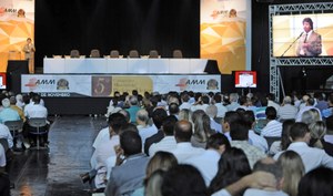 Modelo de Redes na Promoção da Saúde é tema de palestra no 5º Congresso Mineiro de Prefeitos Eleitos