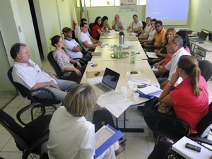 Secretarias estadual e municipal de Saúde se unem para combater a dengue em Montes Claros