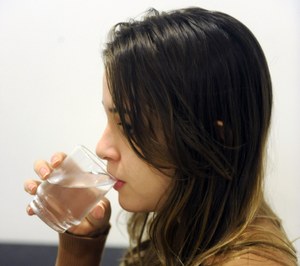 SES alerta para importância da hidratação reforçada no verão