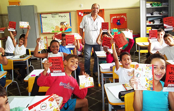 O Núcleo Municipal de Astolfo Dutra (SRS Juiz de Fora) promoveu palestra de conscientização sobre Dengue e Chikungunya, para alunos da 4ª e 5ª séries da Escola Municipal Abílio Linhares. Crédito: José Renato Pinto