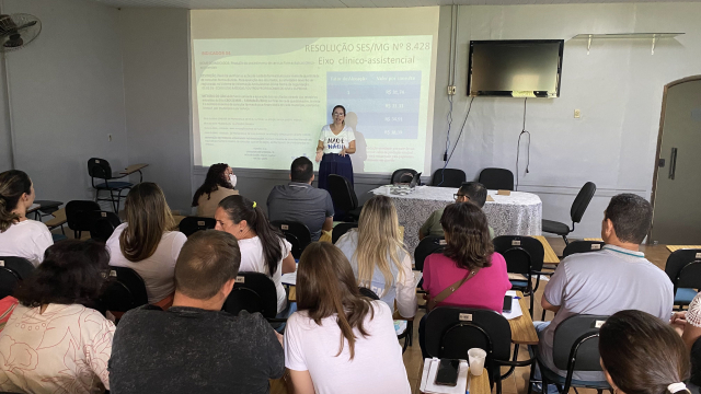 Em reunião híbrida na Regional de Ubá, os 31 municípios da área de abrangência da GRS Ubá aderiram a nova proposta da SES-MG para a Assistência Farmacêutica - Foto: Keila Lima