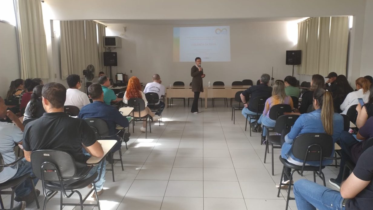 Reunião no auditório do Centro Administrativo do Sul de Minas, com participação dos 50 municípios da SRS Varginha - Foto: SRS Varginha