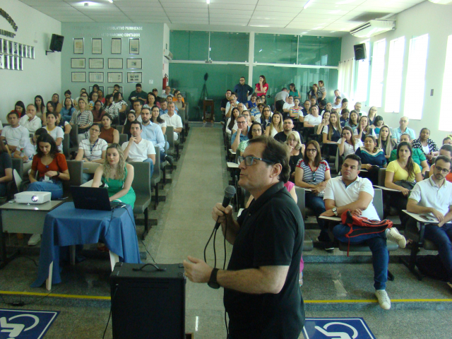 A capacitação em Piumhi foi ministrada pelo neurologia Paulo Prado