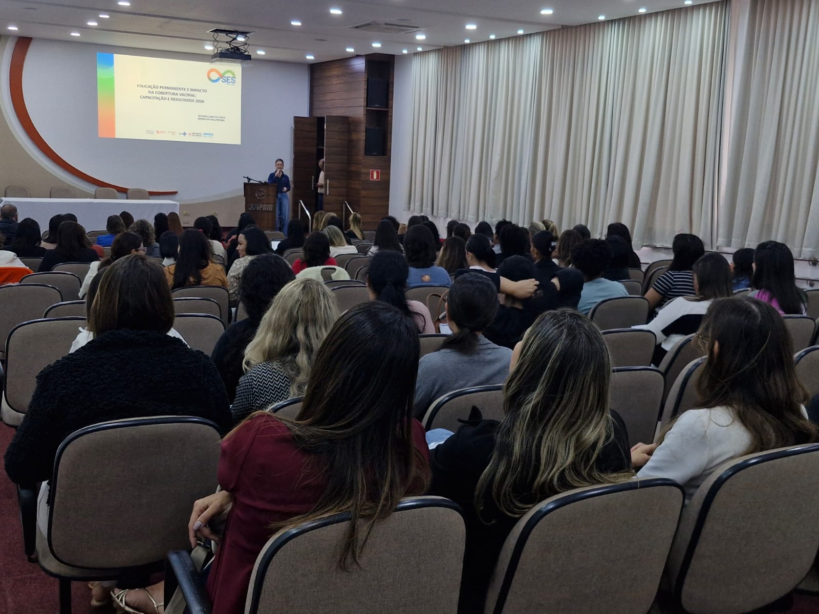 Hesitação vacinal: Mineiros buscam saída para aumentar vacinação